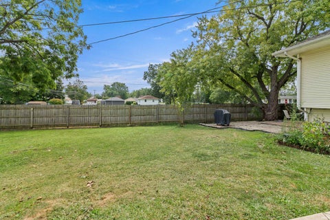 Tiny photo for 1081 S First Street, Upland, IN 46989 (MLS # 202636344)