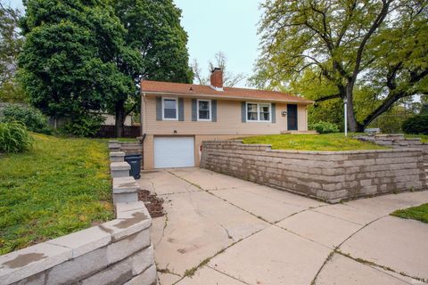 Tiny photo for 1108 Hedgewood Drive, Lafayette, IN 47904 (MLS # 202617079)