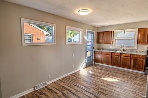 Tiny photo for 1309 S 23rd Street, Lafayette, IN 47905 (MLS # 202541292)