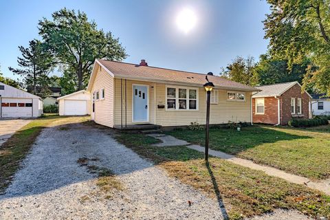 Tiny photo for 1309 S 23rd Street, Lafayette, IN 47905 (MLS # 202541292)