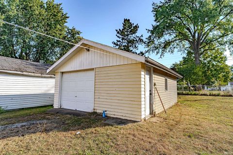 Tiny photo for 1309 S 23rd Street, Lafayette, IN 47905 (MLS # 202541292)