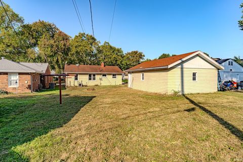 Tiny photo for 1309 S 23rd Street, Lafayette, IN 47905 (MLS # 202541292)