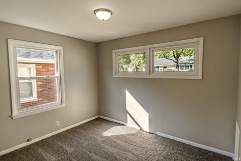 Tiny photo for 1309 S 23rd Street, Lafayette, IN 47905 (MLS # 202541292)