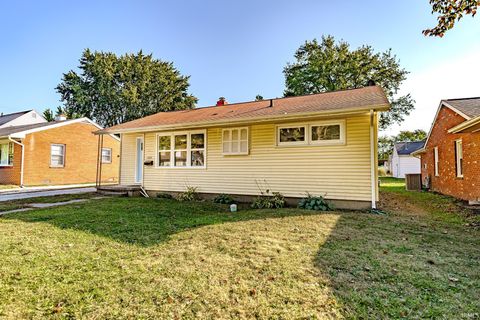Tiny photo for 1309 S 23rd Street, Lafayette, IN 47905 (MLS # 202541292)