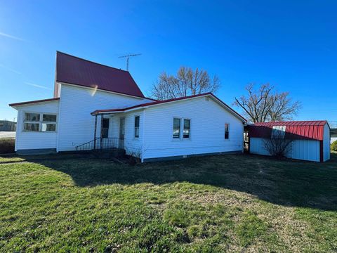 Tiny photo for 206 N Chicago Street, Royal Center, IN 46978 (MLS # 202607571)