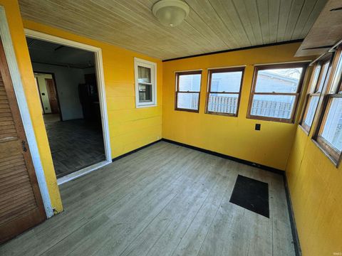 Tiny photo for 206 N Chicago Street, Royal Center, IN 46978 (MLS # 202607571)