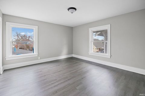 Tiny photo for 904 E Clinton Street, Frankfort, IN 46041 (MLS # 202601770)