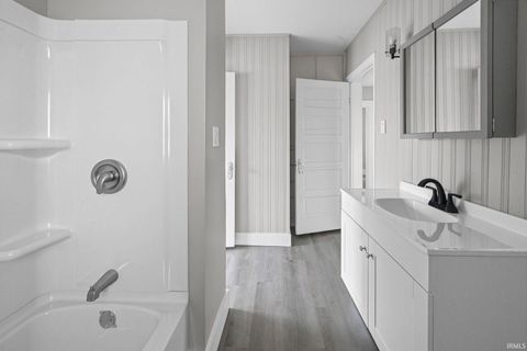 Tiny photo for 904 E Clinton Street, Frankfort, IN 46041 (MLS # 202601770)