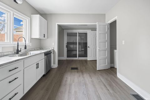 Tiny photo for 904 E Clinton Street, Frankfort, IN 46041 (MLS # 202601770)