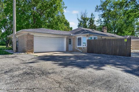 Tiny photo for 2523 S Business 31, Peru, IN 46970 (MLS # 202618815)