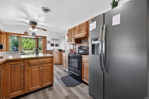 Tiny photo for 2523 S Business 31, Peru, IN 46970 (MLS # 202618815)