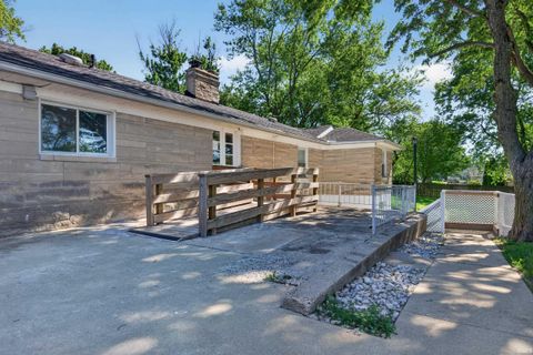 Tiny photo for 2523 S Business 31, Peru, IN 46970 (MLS # 202618815)