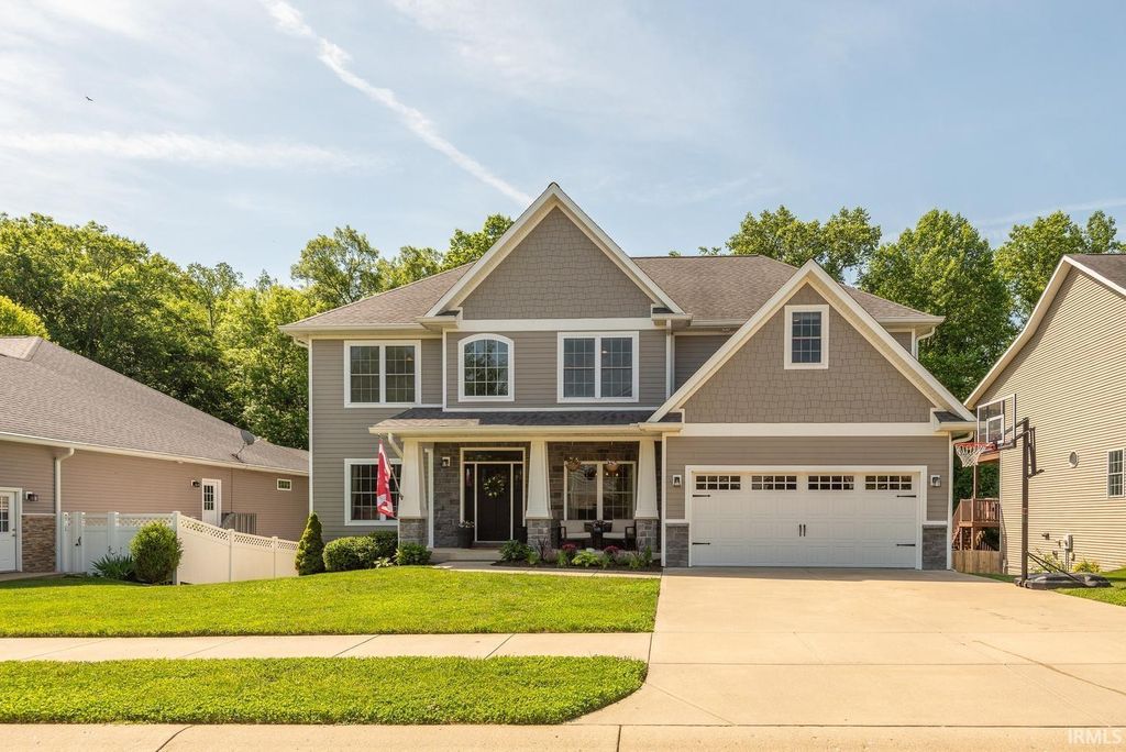 Photo of 1568 S Andrew Circle, Bloomington, IN 47401 (MLS # 202620716)