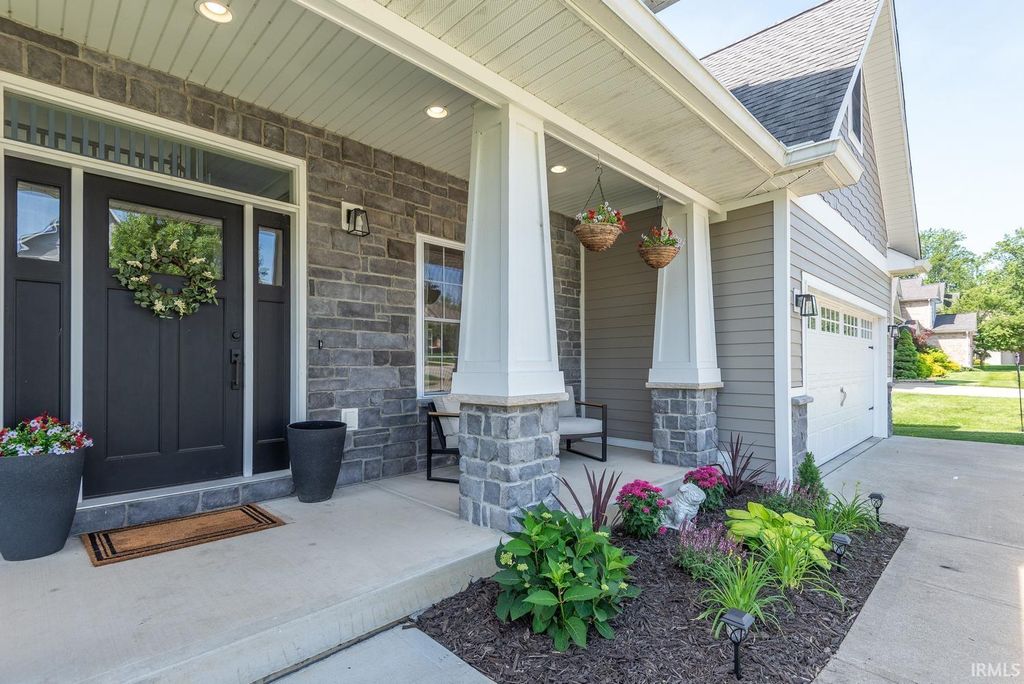 Photo of 1568 S Andrew Circle, Bloomington, IN 47401 (MLS # 202620716)