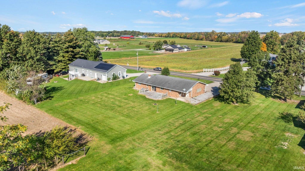 Photo of 12576 County Road 42, Millersburg, IN 46543 (MLS # 202642609)