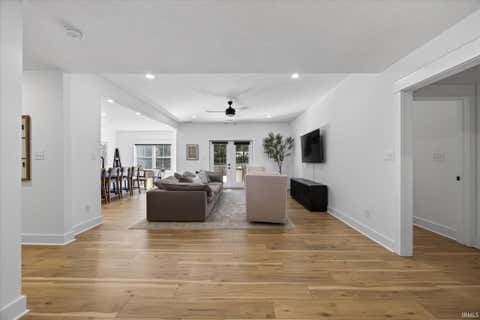 Tiny photo for 602 E Barton Woods Lane, Ellettsville, IN 47429 (MLS # 202635111)