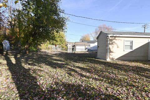 Tiny photo for 1108 E Gano Street, Kokomo, IN 46901 (MLS # 202547093)