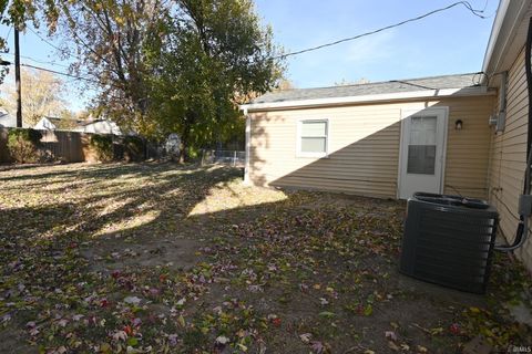 Tiny photo for 1108 E Gano Street, Kokomo, IN 46901 (MLS # 202547093)