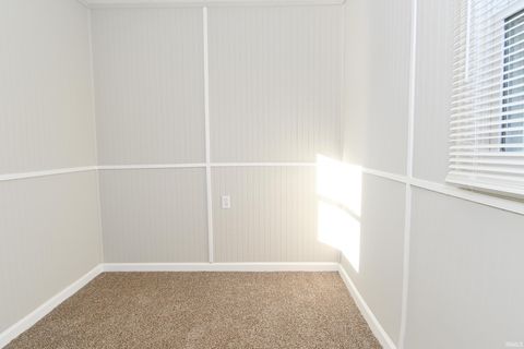 Tiny photo for 1108 E Gano Street, Kokomo, IN 46901 (MLS # 202547093)