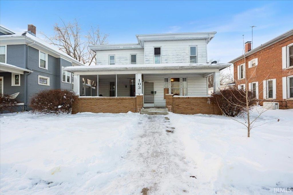 Photo of 103 S Main Street, South Whitley, IN 46787 (MLS # 202547967)