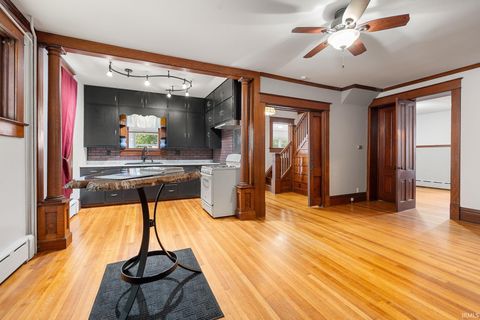 Tiny photo for 304 N Main Street, Columbia City, IN 46725 (MLS # 202540309)