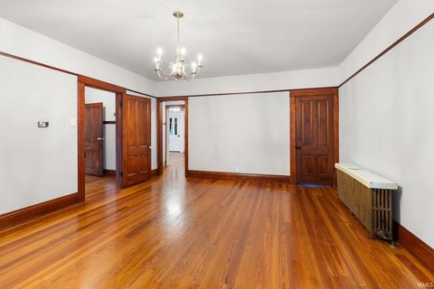 Tiny photo for 304 N Main Street, Columbia City, IN 46725 (MLS # 202540309)