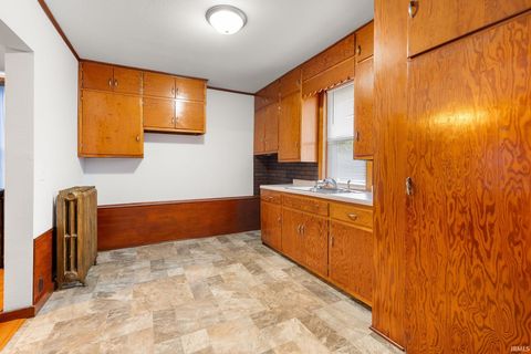 Tiny photo for 304 N Main Street, Columbia City, IN 46725 (MLS # 202540309)