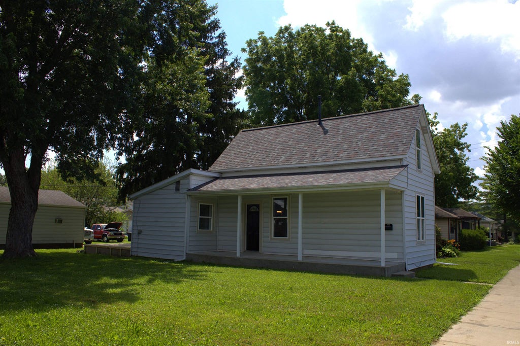 Photo of 907 S 18th Street, Lafayette, IN 47905 (MLS # 202626427)