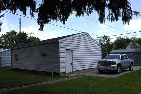 Tiny photo for 907 S 18th Street, Lafayette, IN 47905 (MLS # 202626427)