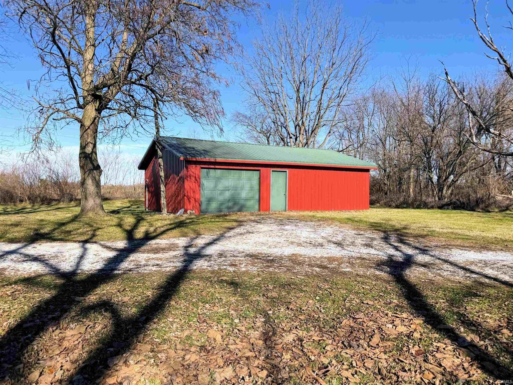 Photo of 5303 E Bootjack Road, Rolling Prairie, IN 46371 (MLS # 202600058)
