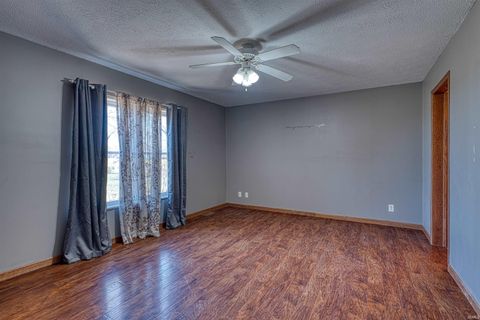 Tiny photo for 3288 Smith Road, Boonville, IN 47601 (MLS # 202545502)