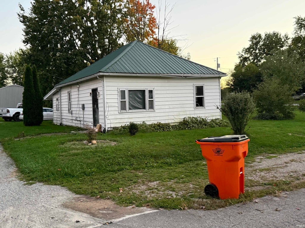 Photo of 213 W Dailey Street, Amboy, IN 46911 (MLS # 202644409)