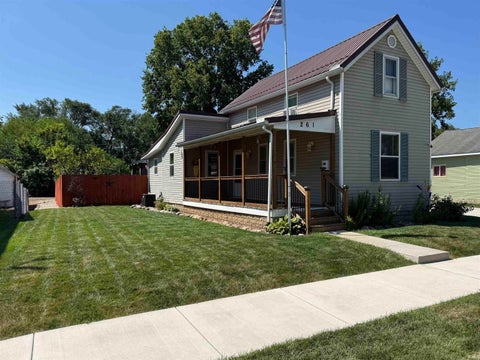 Photo of 261 Columbia Avenue, Peru, IN 46970 (MLS # 202631836)