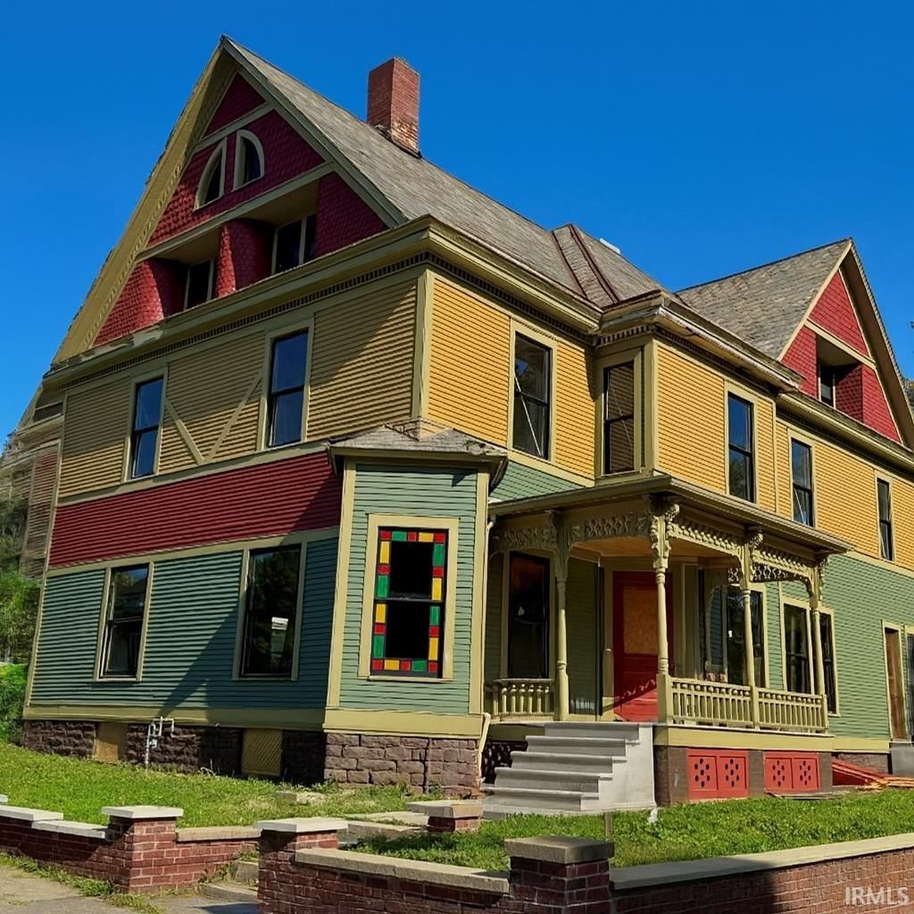 Photo of 196 E Main Street, Wabash, IN 46992 (MLS # 202548742)