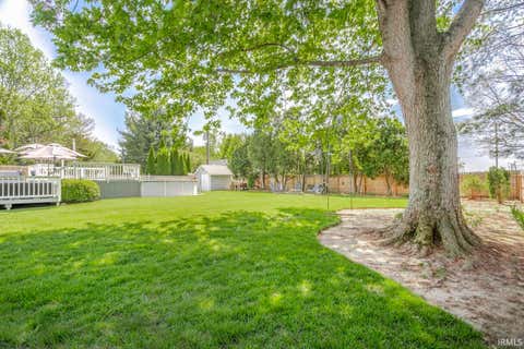 Tiny photo for 5315 Lynnwood Drive, West Lafayette, IN 47906 (MLS # 202635224)