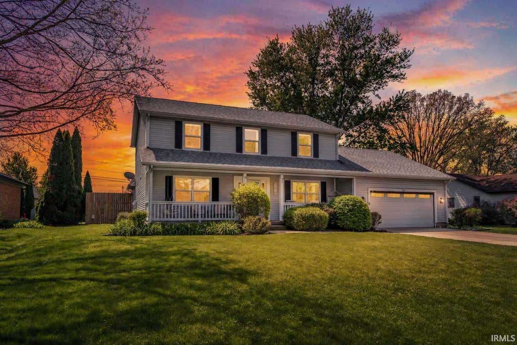 Photo of 5315 Lynnwood Drive, West Lafayette, IN 47906 (MLS # 202635224)