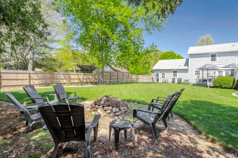 Tiny photo for 5315 Lynnwood Drive, West Lafayette, IN 47906 (MLS # 202635224)