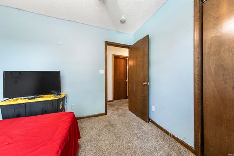 Tiny photo for 952 N County road 575 Road, Richland, IN 47634 (MLS # 202534873)