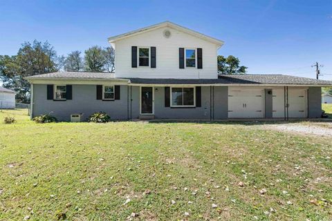 Tiny photo for 952 N County road 575 Road, Richland, IN 47634 (MLS # 202534873)