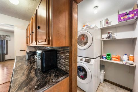 Tiny photo for 952 N County road 575 Road, Richland, IN 47634 (MLS # 202534873)