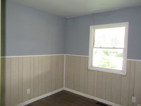 Tiny photo for 128 W HIGH Street, Greentown, IN 46936 (MLS # 202531037)