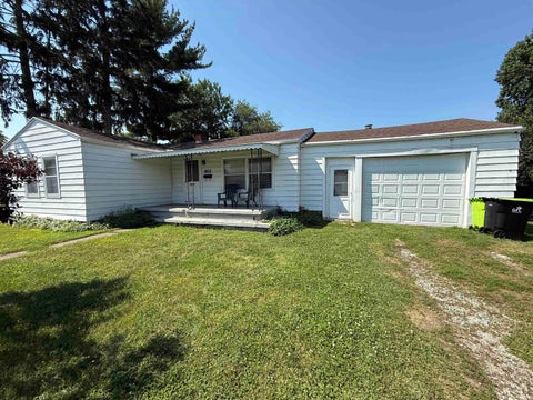 Tiny photo for 802 Biddle Street, Logansport, IN 46947 (MLS # 202628016)