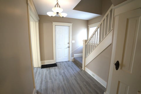 Tiny photo for 120 E 6TH Street, Mishawaka, IN 46544 (MLS # 202639279)