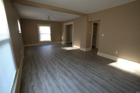 Tiny photo for 120 E 6TH Street, Mishawaka, IN 46544 (MLS # 202639279)