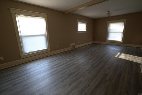 Tiny photo for 120 E 6TH Street, Mishawaka, IN 46544 (MLS # 202639279)