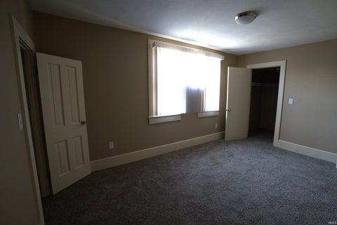 Tiny photo for 120 E 6TH Street, Mishawaka, IN 46544 (MLS # 202639279)