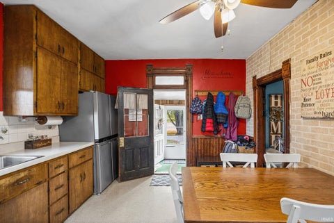 Tiny photo for 1507 E 100 N Road, Logansport, IN 46947 (MLS # 202644695)