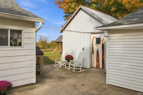 Tiny photo for 1507 E 100 N Road, Logansport, IN 46947 (MLS # 202644695)