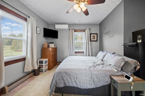 Tiny photo for 1507 E 100 N Road, Logansport, IN 46947 (MLS # 202644695)