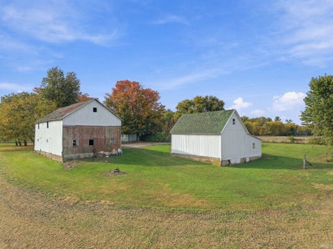 Tiny photo for 1507 E 100 N Road, Logansport, IN 46947 (MLS # 202644695)